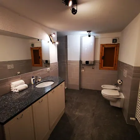 Les Crouses - Tavern